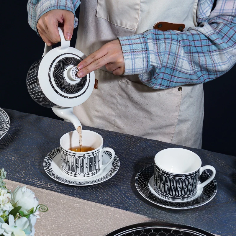 Coffee Tea Catering - ชุดน้ำชาสไตล์ยุโรปเรียบง่าย ถ้วยกาแฟเซรามิก ชุดถ้วยกาแฟและจานรองสไตล์อังกฤษสุดหรู พร้อมกล่องของขวัญ