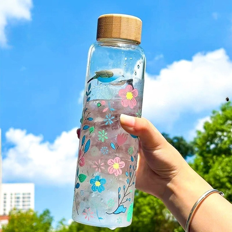 Cold Brew Bottle - แก้วเปลี่ยนสีตามอุณหภูมิ ขนาดใหญ่ ทำจากแก้วบอโรซิลิเกต ขวดน้ำกีฬา แก้วเก็บความร้อน สำหรับเครื่องดื่มเย็นและพกพา