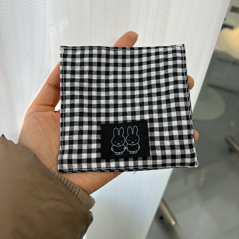 แผ่นรองแก้วผ้าลายมิฟฟี่สุดน่าร - Coffee Tea Room บทวิจารณ์และราคา